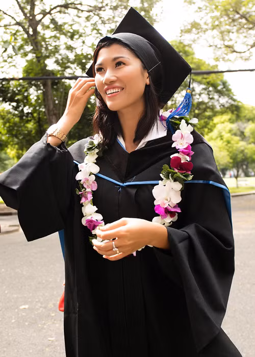 Chồng Trang Lạ luôn muốn vợ hướng tới những gì tốt nhất như kinh doanh, học tập và thỉnh thoảng đi diễn cho đỡ nhớ nghề. 