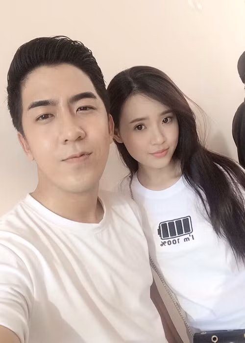 Việc Midu sắp trở lại với điện ảnh nhận được sự chú ý của người hâm mộ khi cô từng tuyên bố tạm ngừng đóng phim vào năm 2014 để tập trung kinh doanh.