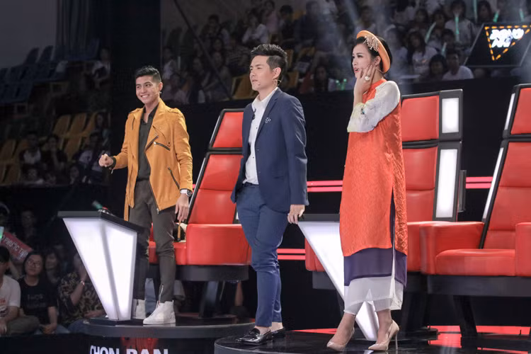 Noo Phước Thịnh cho biết, anh nổi da gà khi nghe Nhật Minh hát và tin rằng bố mẹ của thí sinh cũng muốn bé về đội của nam ca sĩ vì anh có thể làm cho cậu nhóc trở thành quán quân.