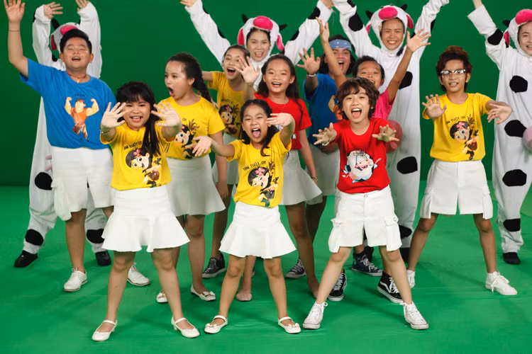 4 MV sắp phát hành sẽ là một trong những kỉ niệm đáng nhớ của các thành viên trong gia đình Vietnam Idol Kids mùa này. 