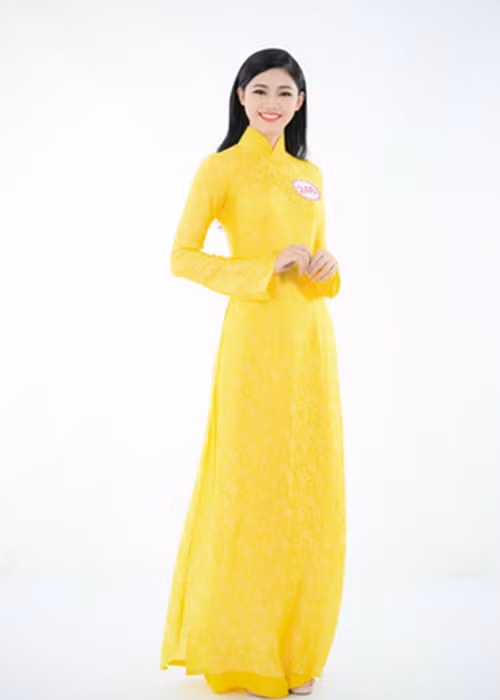 Trước đó, em gái Á hậu Trà My tập trung cho việc học nên từ chối tất cả lời mời làm người mẫu. (Ảnh: VOV) 