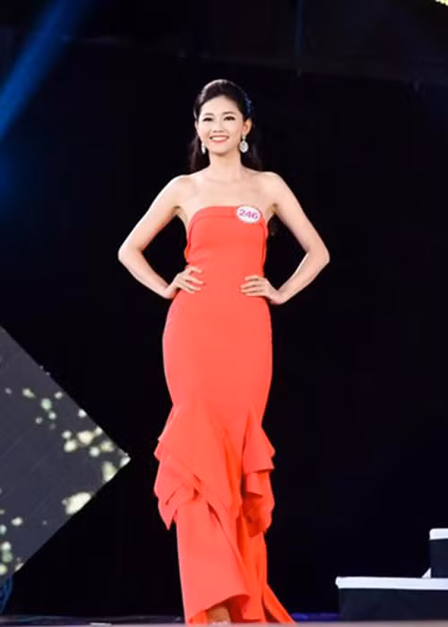 Tại cuộc thi Hoa hậu Việt Nam năm nay, Thanh Tú được xem là ứng cử viên nặng ký cho ngôi vị cao nhất. 