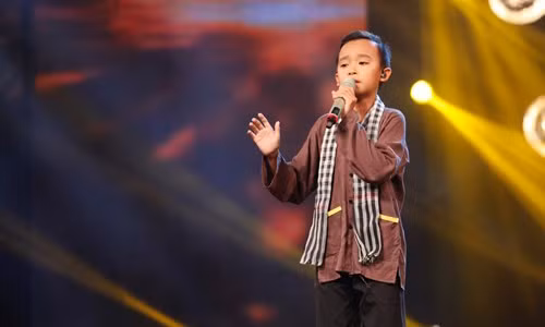 Ho Van Cuong Chang duong tu hat dam cuoi den quan quan-Hinh-2