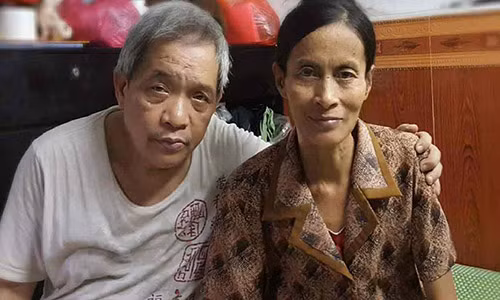 Tình yêu khó tin của chàng trai phố cổ và cô gái bán hàng rong Tinh yeu kho tin cua chang trai pho co va co gai ban hang rong