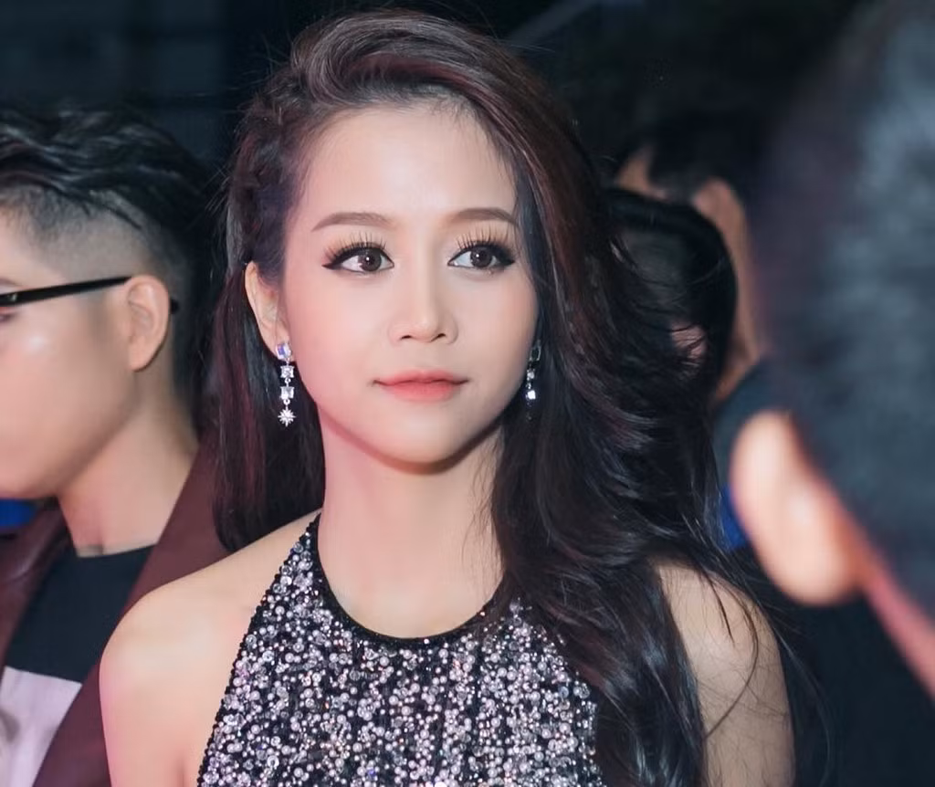 An Nguy da thay doi phong cach khien fan ngo ngang the nao?-Hinh-7