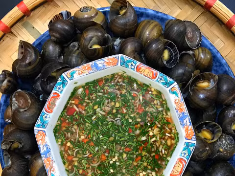 "Chảy nước miếng" với 2 cách chế biến ốc siêu ngon, đơn giản không ngờ - Hình 2 "Chay nuoc mieng" voi 2 cach che bien oc sieu ngon, don gian khong ngo-Hinh-2