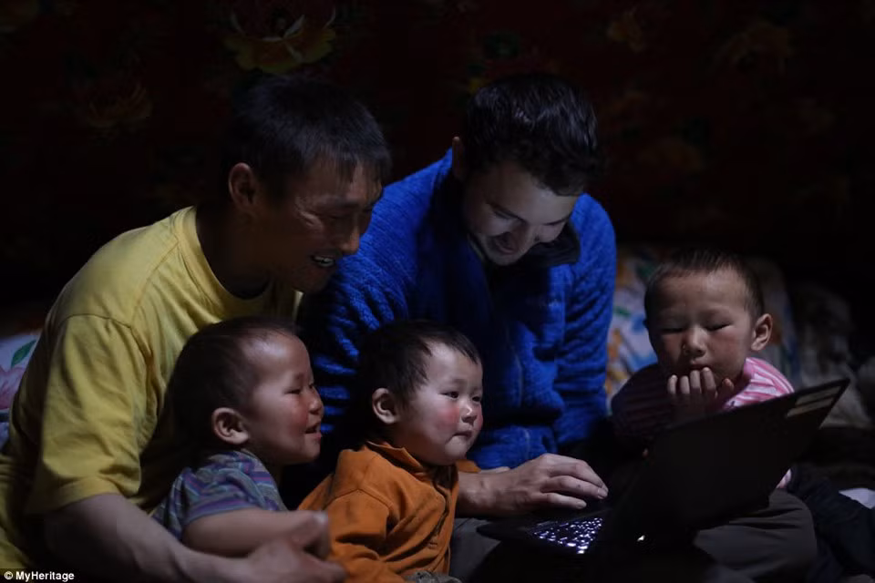 Golan đưa ra nhận xét về thời gian sống chung với các gia đình người Nenets: “Thật đặc biệt khi được chứng kiến cách gia đình người Nenets đối mặt với các yếu tố khắc nghiệt nhất của tự nhiên”.