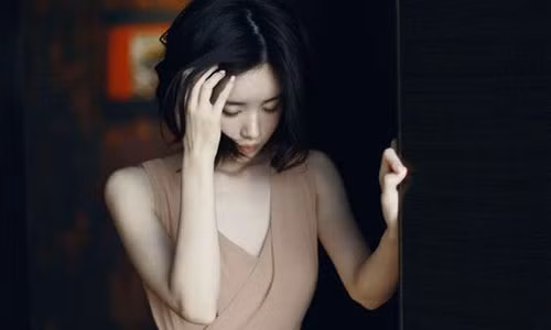 Bài học vô giá mà cô gái nhận được khi 3 lần phản bội bạn trai Bai hoc vo gia ma co gai nhan duoc khi 3 lan phan boi ban trai