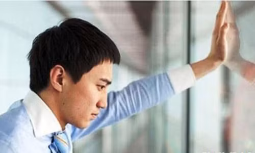 Bí mật sau chuyến công tác xa nhà của cô vợ trẻ Bi mat sau chuyen cong tac xa nha cua co vo tre