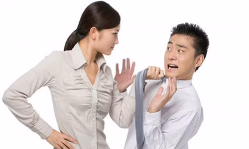 Dan ong thich bi "doi xu te"!