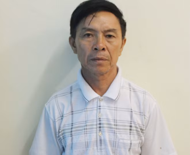 Loi khai cua ke doat mang nu giao vien mam non doc than