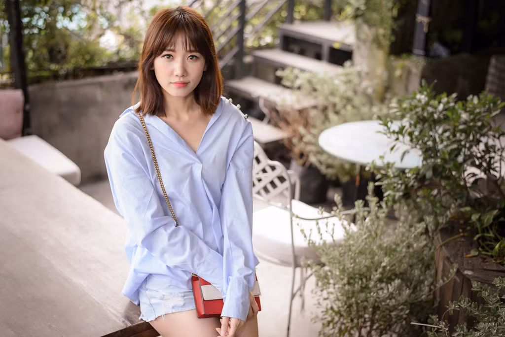 Nữ ca sĩ chia sẻ: "Tôi nghĩ ông trời có công bằng đâu".