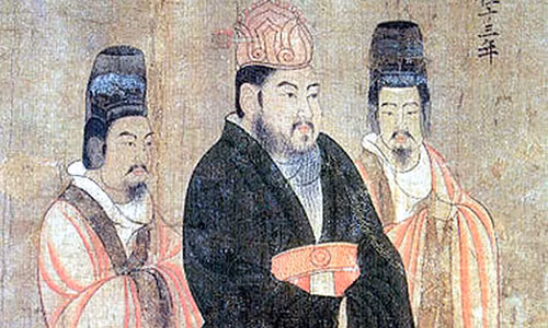 He lo con duong len ngoi hoang de cua mot nguoi chan ngua
