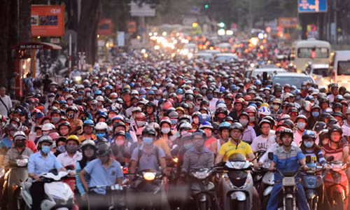 "Ha tang giao thong duong bo TP.HCM kem xa Ha Noi"