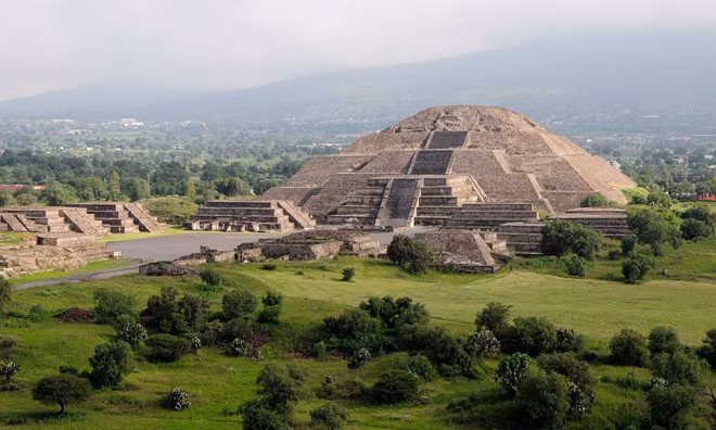 Những báu vật vô giá dưới kim tự tháp Mexico - Hình 2 Nhung bau vat vo gia duoi kim tu thap Mexico-Hinh-2