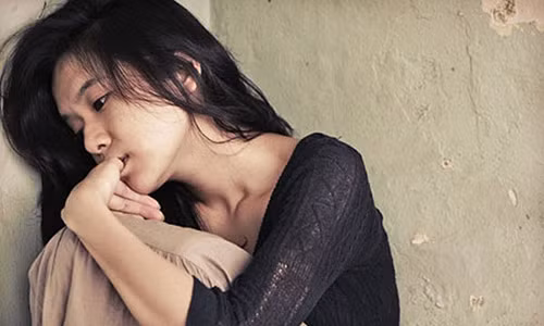 Nỗi đau không thể sống nổi của gái xinh 24 tuổi Noi dau khong the song noi cua gai xinh 24 tuoi