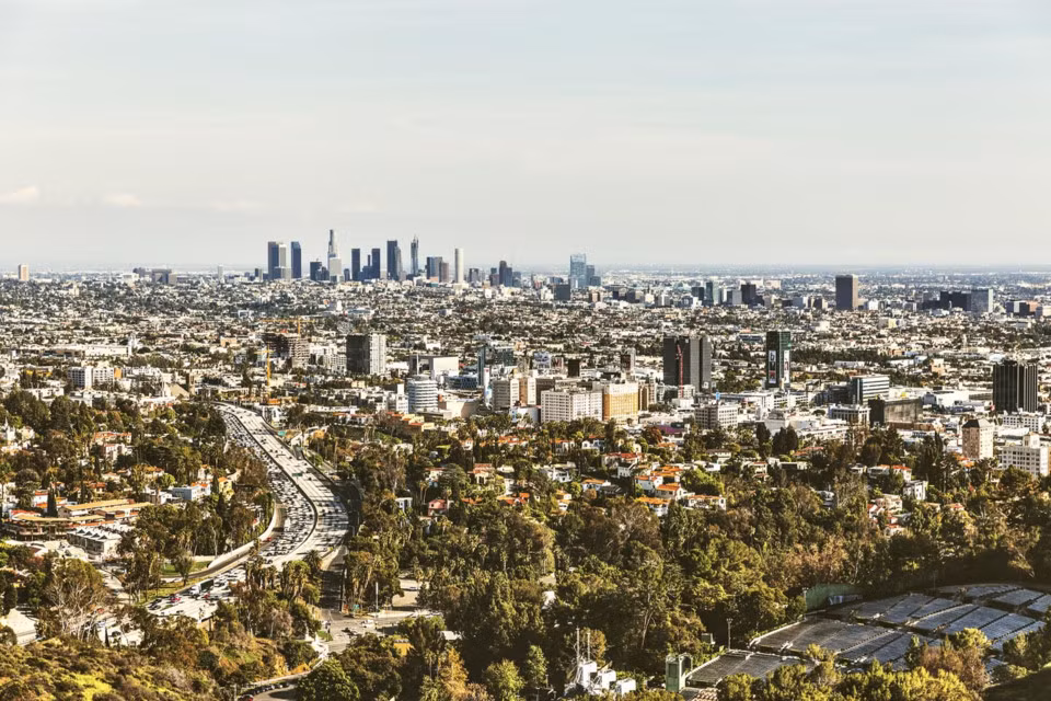 Los Angeles, Mỹ: Theo nhiều du khách, "thành phố thiên thần" của Mỹ là một nơi nguy hiểm, và xếp thứ 3 danh sách. Ảnh: Muscache.