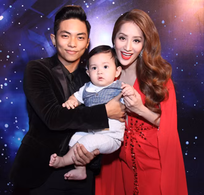 Khánh Thi có cuộc sống hạnh phúc bên chồng trẻ Phan Hiển. Trái ngọt của cặp đôi là cậu con trai 2 tuổi, tên Kubi Minh Cường.