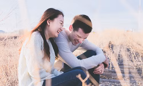5. Nam giới tuổi Thân: Là những người lo toan công việc một cách tỉ mỉ, lại không tiêu xài tiền bạc một cách mù quáng nên những anh chàng tuổi Thân có nguồn tài chính rất ổn định. Chính vì thế họ cũng lựa chọn cân nhắc với các nàng nếu tính chuyện trăm năm.