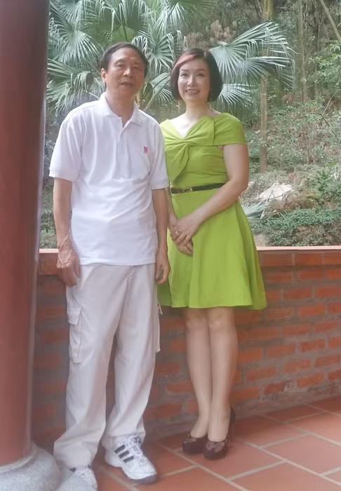 "Ong trum" va chuyen chua ke ve hoa hau Bui Bich Phuong