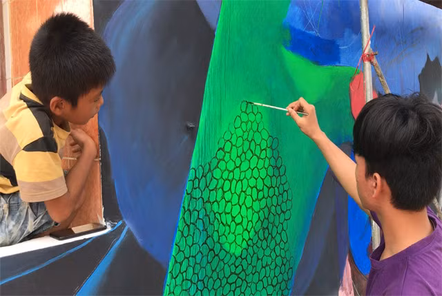 Nói về mục đích tạo làng bích họa ở Gành Yến, bà Hà Thị Anh Thư - Bí thư huyện Bình Sơn tâm sự: "Gành Yến là một trong những thắng cảnh đẹp ở Quảng Ngãi. Tuy nhiên vì một số nguyên nhân khách quan nên chưa được nhiều du khách trong và ngoài tỉnh biết đến".