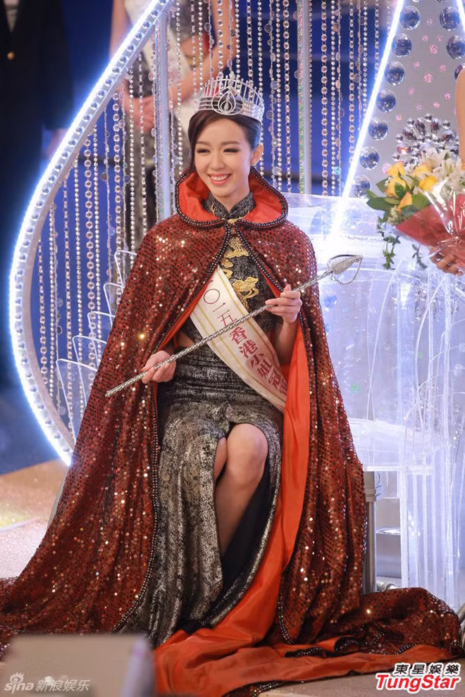 Mạch Minh Thi đăng quang năm 2015.