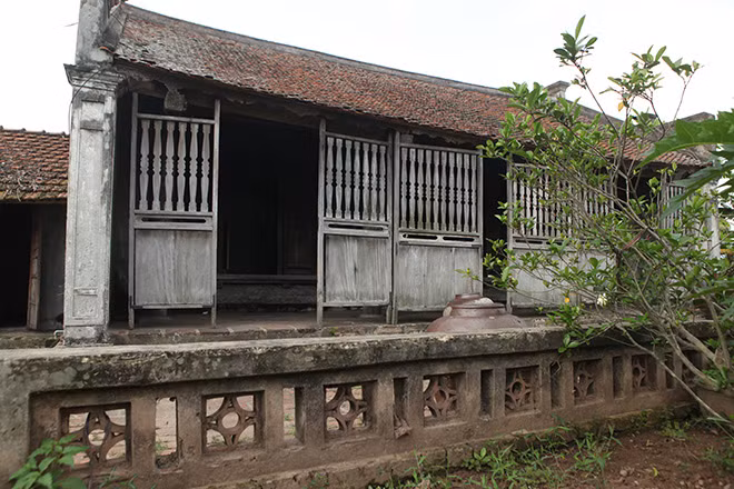 Sau khi trải qua 7 đời chủ, đến tháng 11/2007, ngành Văn hóa - Thông tin Hà Nam đã mua lại ngôi nhà này với giá 700 triệu đồng từ vợ ông Trần Hữu Hoà và giao cho Phòng Văn hoá - Thông tin huyện Lý Nhân quản lý.