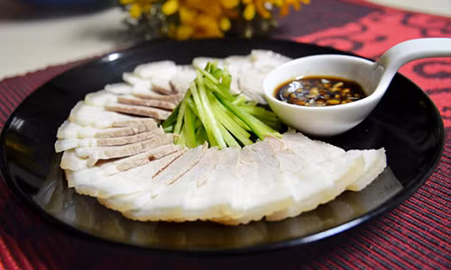 Bi quyet luoc thit heo vua mem, vua ngot, vi lai dam da