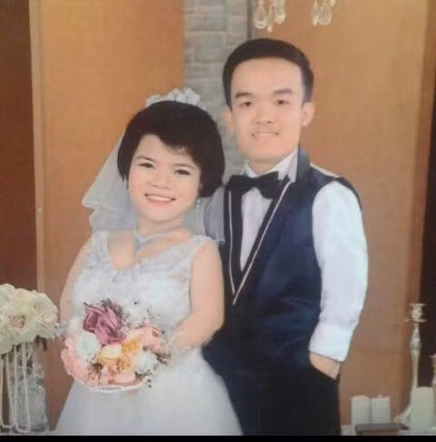 Hạnh phúc ngọt ngào của cặp đôi 1,1m, lùn nhất tỉnh Điện Biên - Hình 2 Hanh phuc ngot ngao cua cap doi 1,1m, lun nhat tinh Dien Bien-Hinh-2