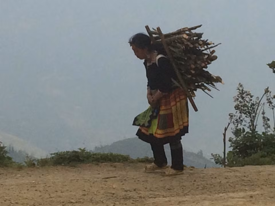 Vẻ đẹp ngỡ ngàng "đại dương" mây trắng trên đỉnh Tà Xùa - Hình 6 Ve dep ngo ngang "dai duong" may trang tren dinh Ta Xua-Hinh-6