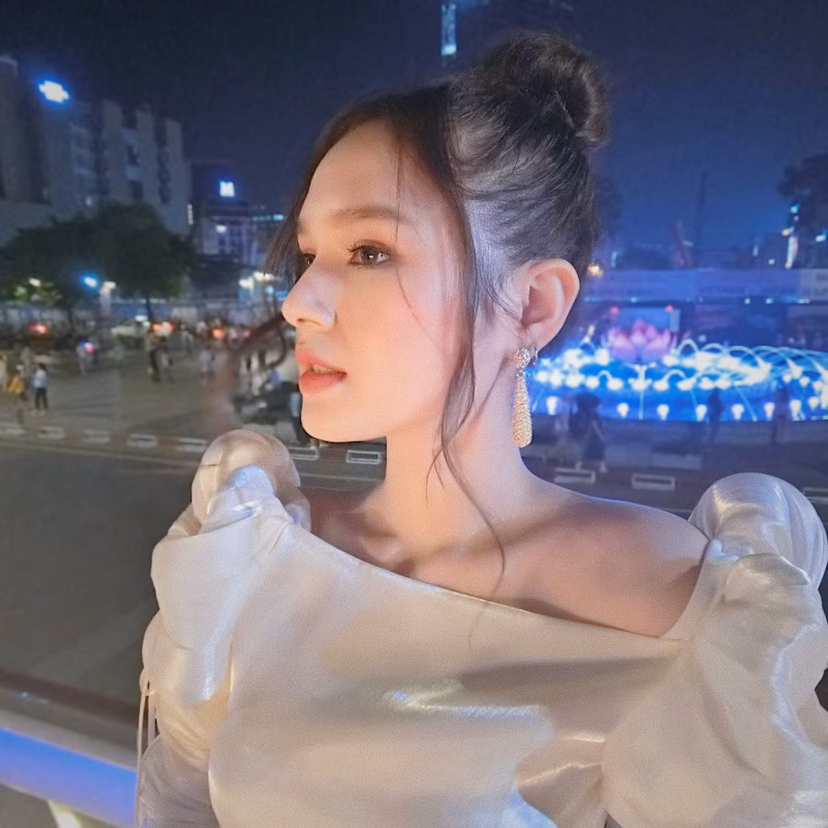 Bên cạnh cuộc sống làm dâu hào môn, hot girl Xoài Non thường xuyên gây chú ý với những phát ngôn, quan điểm cá nhân thẳng thật.