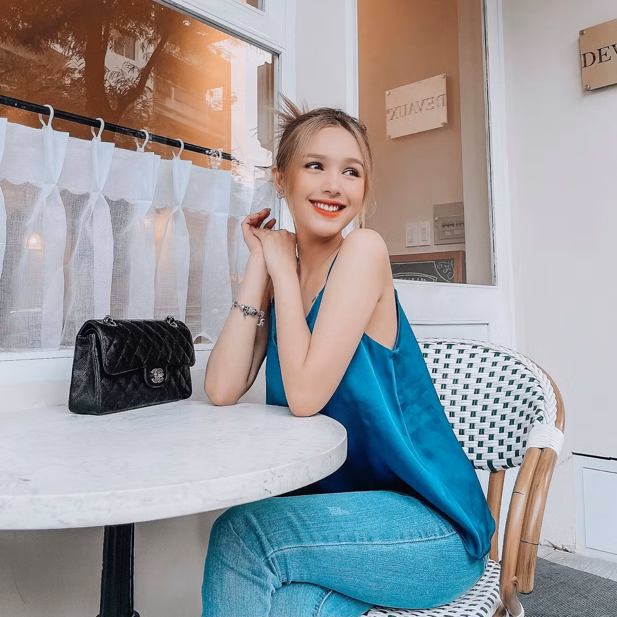 Tuy nhiên, số khác lại cho rằng sinh đẻ là chuyện riêng của hai vợ chồng, họ hoàn toàn có quyền quyết định tất cả.