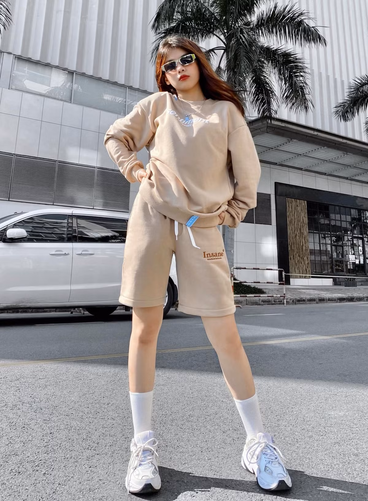Hải Yến cũng sở hữu hình thể cân đối với số đo ba vòng 81-58-90. Được biết, để có được số đo chuẩn chỉ, cô đã áp dụng chế độ ăn uống là hạn chế ăn sau 7 giờ tối, uống nhiều nước và bổ sung vitamin cho cơ thể.