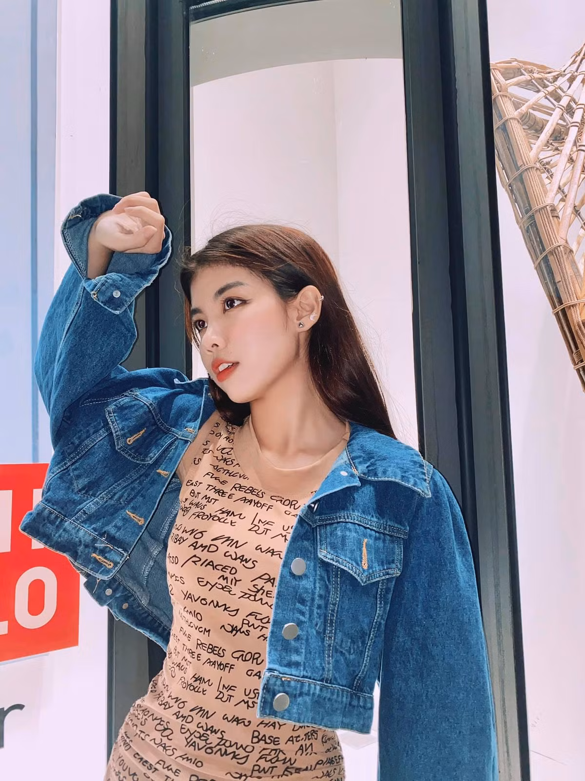 Được biết, Hải Yến vẫn còn độc thân, cô thường giải tỏa áp lực cuộc sống bằng cách làm những việc khác như đọc sách, nấu ăn...