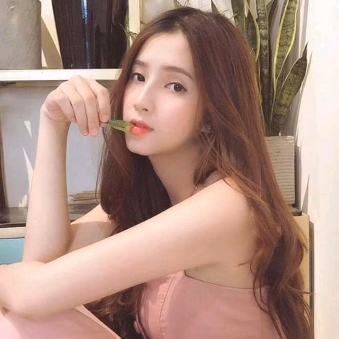 Hiện tại, tài khoản Instagram của cô có khá ít hình ảnh và lượt theo dõi chỉ khoảng 1000 người. Ảnh: Tổng hợp
