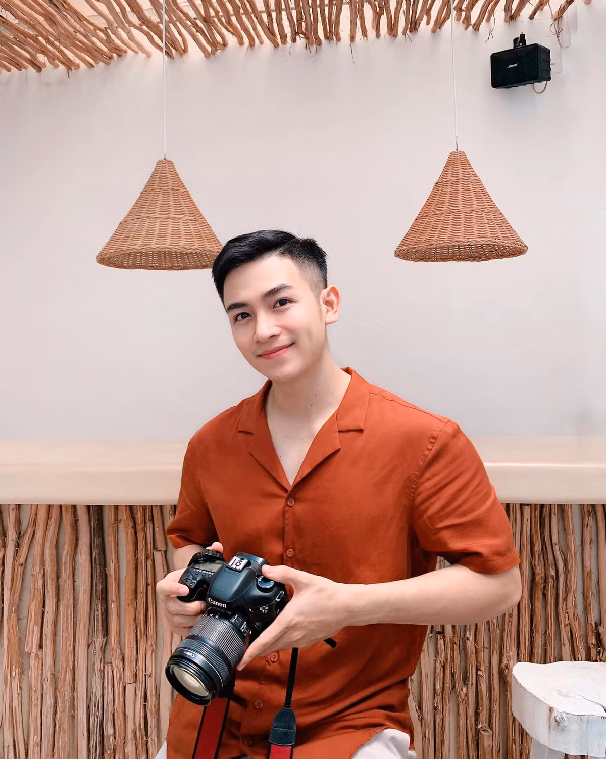 Ngoài tham gia diễn xuất, Hải Dương còn kinh doanh, quảng cáo cho nhiều nhãn hàng.