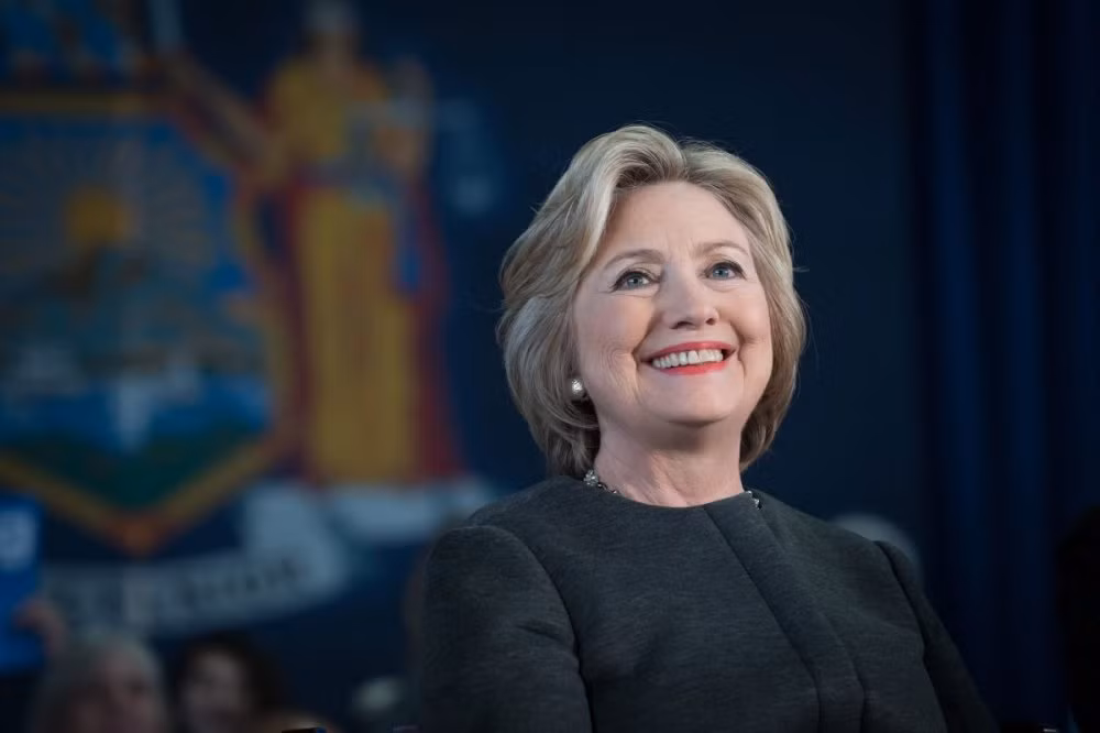 Khi ấy, nhiều ý kiến ủng hộ bà Clinton đứng ra tranh cử Tổng thống Mỹ một lần nữa. Và nếu đương kim Tổng thống Donald Trump cũng tranh cử nhiệm kỳ thứ hai thì hai người sẽ “tái đấu” trong cuộc bầu cử Tổng thống 2020.