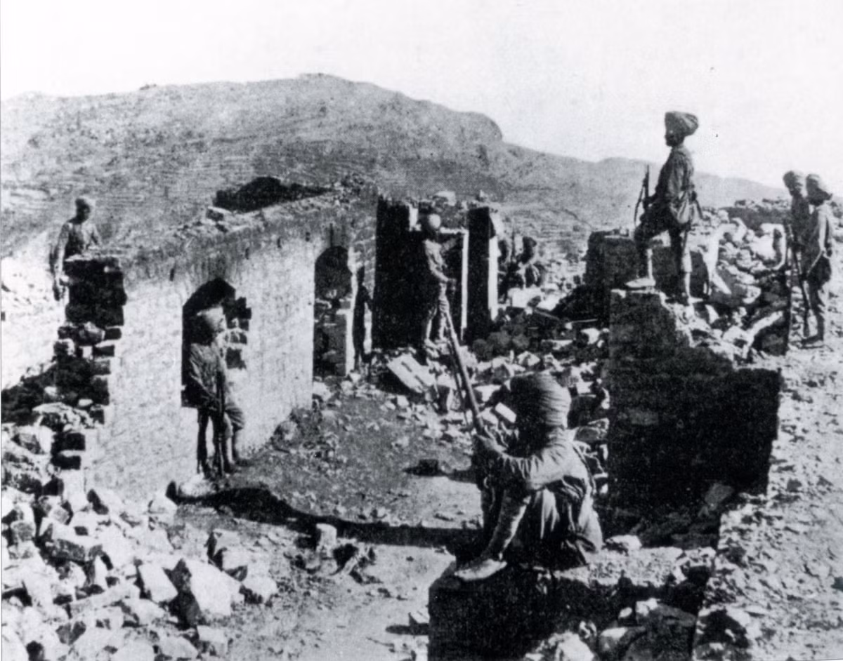 Dù có lực lượng nhỏ bé (21 người lính) nhưng các chiến binh Sikh nhất quyết không đầu hàng quân địch.