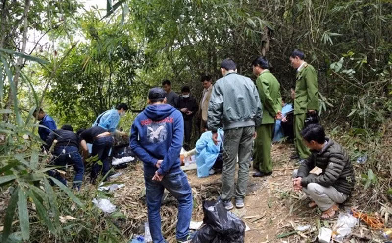 Thi thể thiếu nữ bị trói hai tay tố tội ác kinh hoàng - Hình 2 Thi the thieu nu bi troi hai tay to toi ac kinh hoang-Hinh-2
