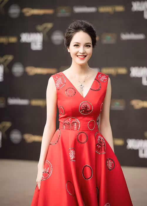 Cô giữ kín hình ảnh con gái cũng như ông xã. Ảnh: Zing