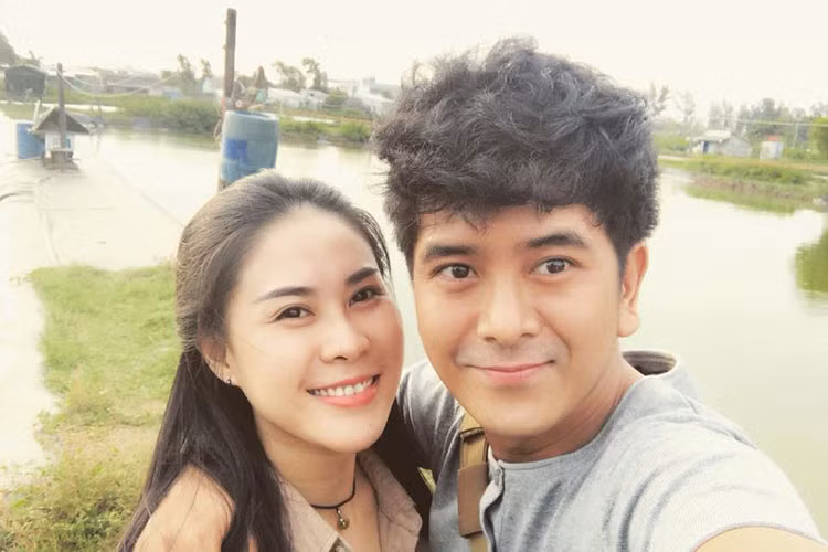 Công khai tình mới, Hùng Thuận nhận được lời chúc mừng từ đông đảo bạn bè và người hâm mộ. Ảnh: FBNV