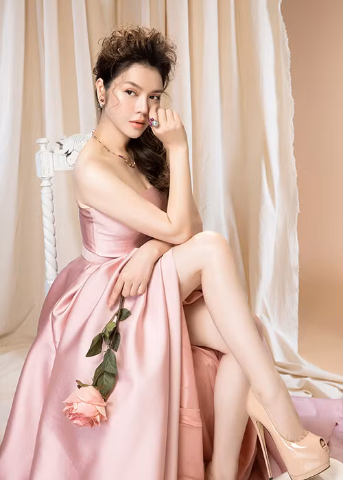 Thông tin Lý Nhã Kỳ đóng phim trở lại khiến người mộ rất phấn khích bởi cô vắng bóng trên màn ảnh đã lâu.