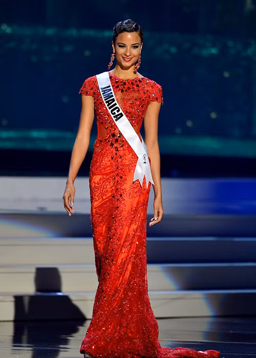 Kaci Fennell là Hoa hậu Hoàn vũ Jamaica 2014. Tham gia Hoa hậu Hoàn vũ Thế giới 2014, người đẹp tóc ngắn, da nâu đoạt danh hiệu á hậu 4. Ảnh: Getty