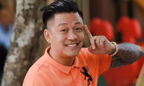 Ca sĩ Tuấn Hưng.