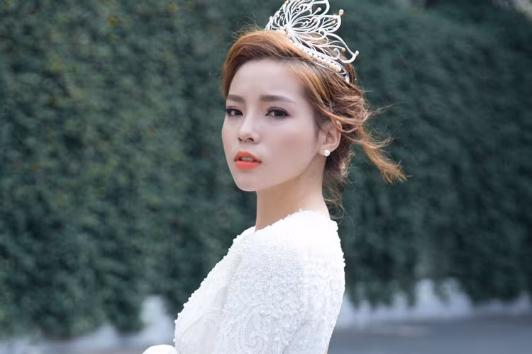 Sau những lùm xùm, Kỳ Duyên gửi lời xin lỗi đến khán giả. Tuy nhiên, lời xin lỗi của cô không nhận được sự cảm thông của dư luận. Ảnh: FBNV