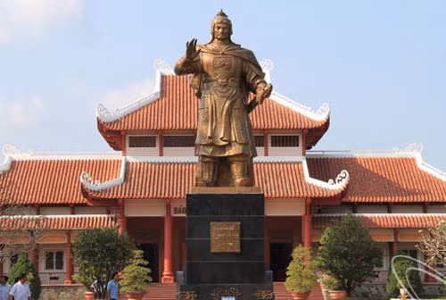 Giai ma vu khi 'khung' nhat the gioi cua hoang de Quang Trung