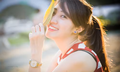Bước vào cuộc sống hôn nhân, các nàng mới bắt đầu "ra tay", họ trở thành những bà vợ quản chồng khét tiếng. Muốn đi đâu, làm gì cần phải được sự đồng ý của họ.