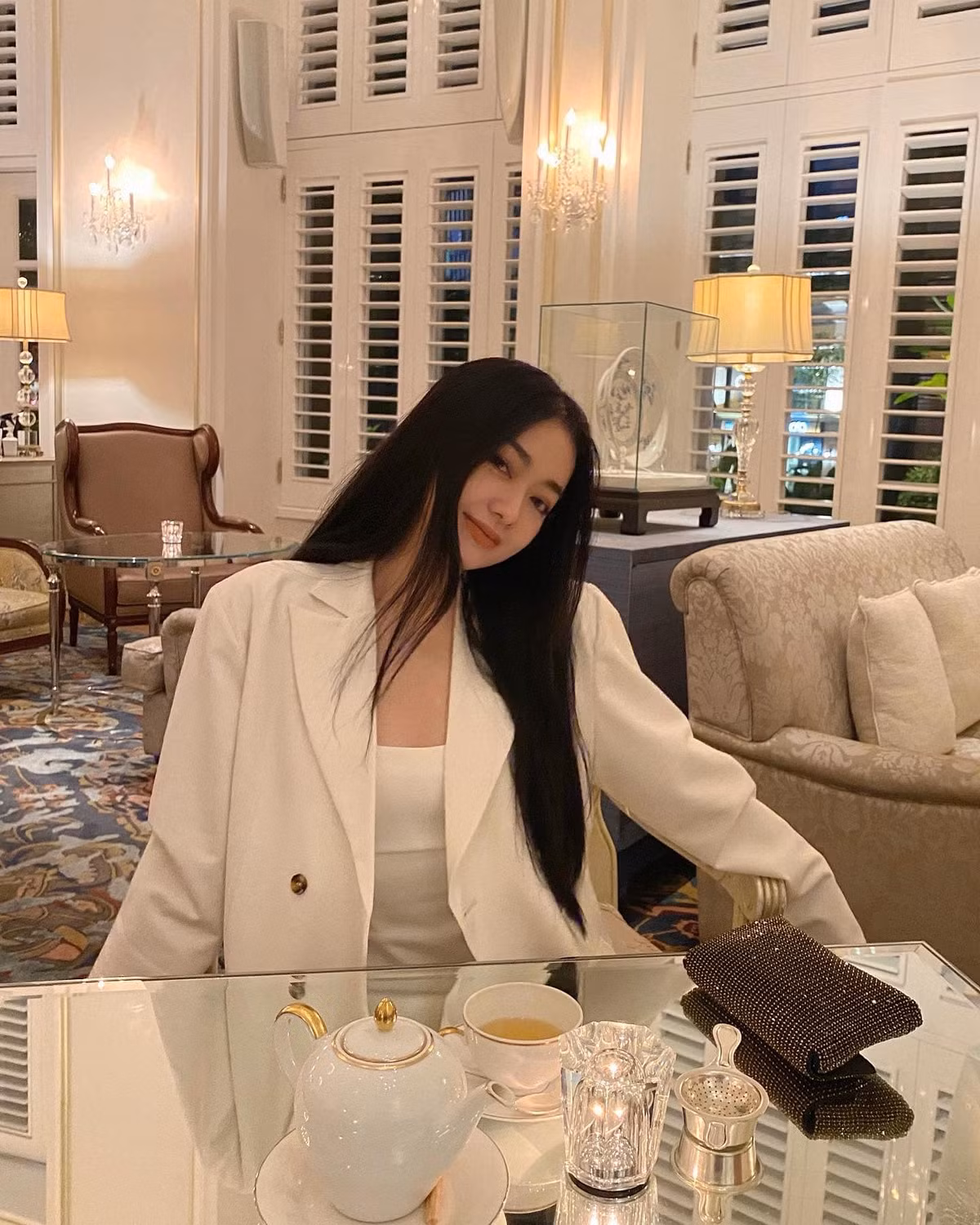 Không chỉ xinh đẹp, Nga Wendy còn là chủ của một cửa hàng thời trang, KOLs nổi tiếng.