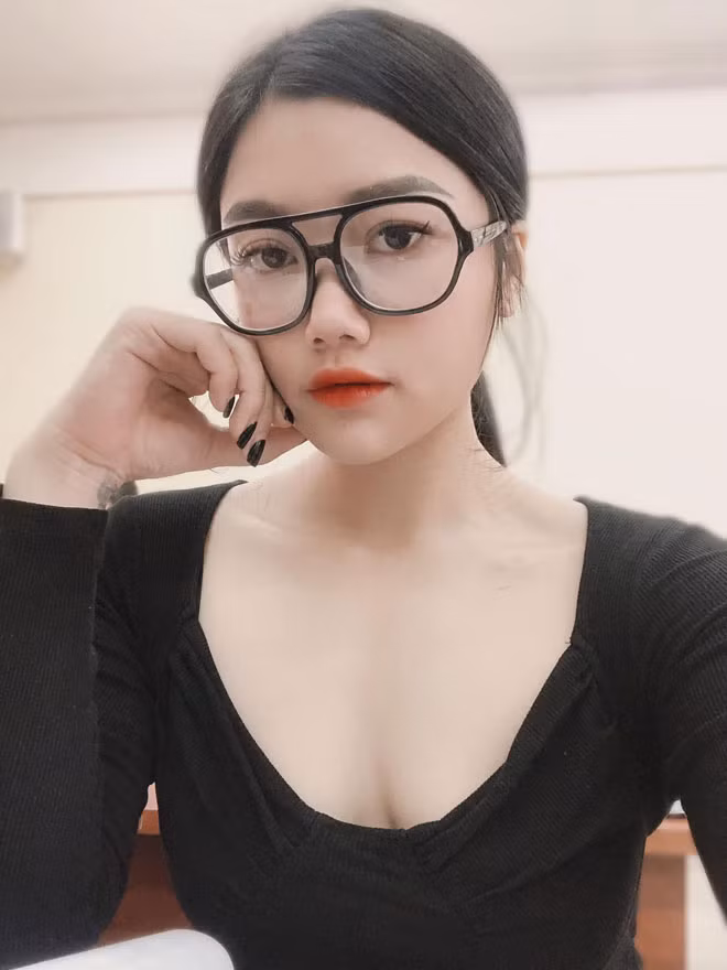Những gì cô nàng nhận được sau khi giảm cân thành công xứng đáng với công sức bỏ ra. Ngọc Khánh tự tin hơn, luôn thu hút được sự chú ý khi đến chỗ đông người.