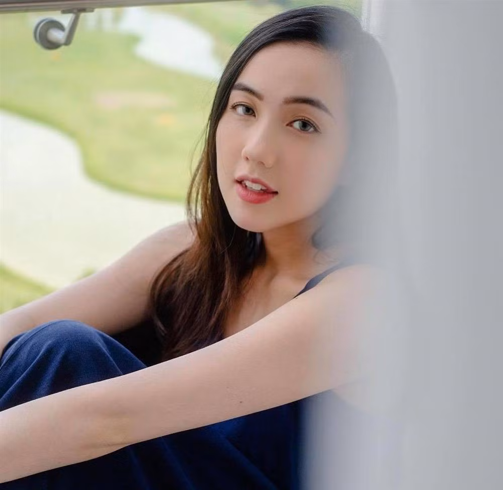 Đáp lại, Mie thừa nhận cô rất buồn nhưng vẫn chấp nhận đối mặt với sự thật.